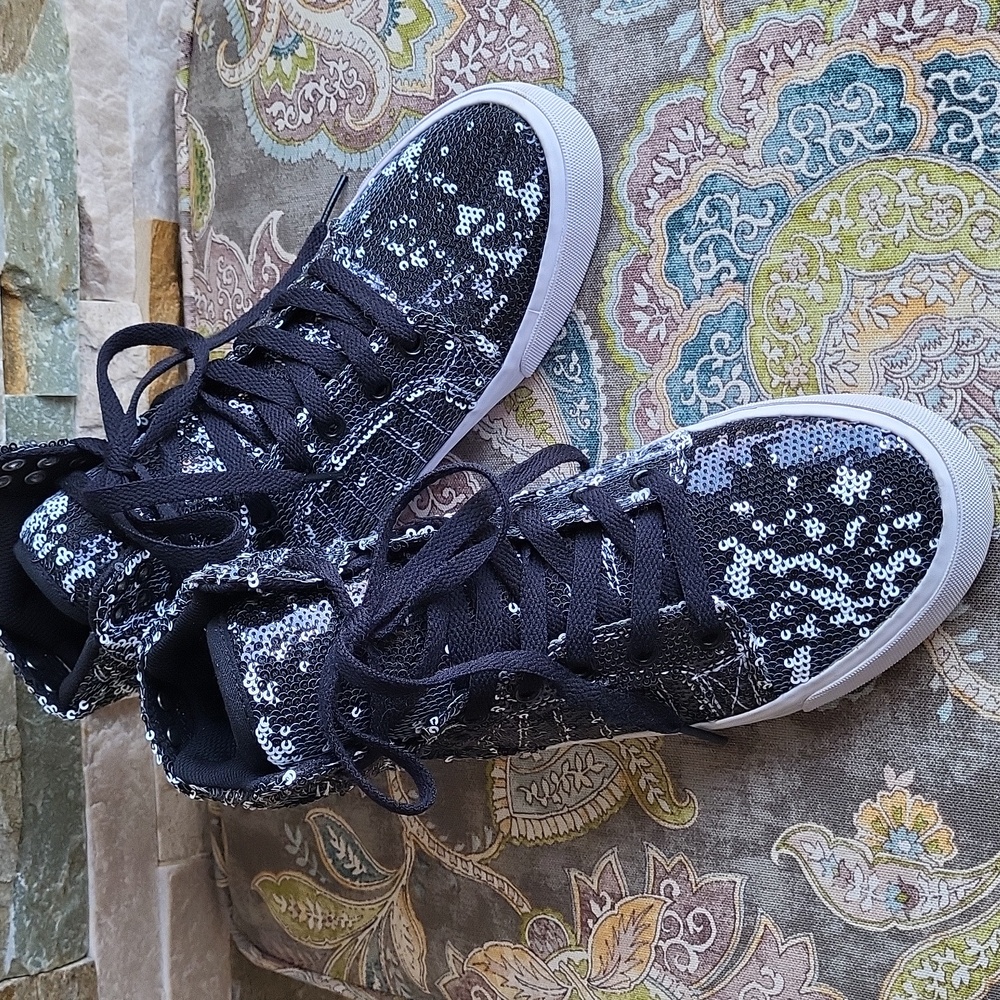 Supra Skytop Sparkly Sequin High-Top Sneakers